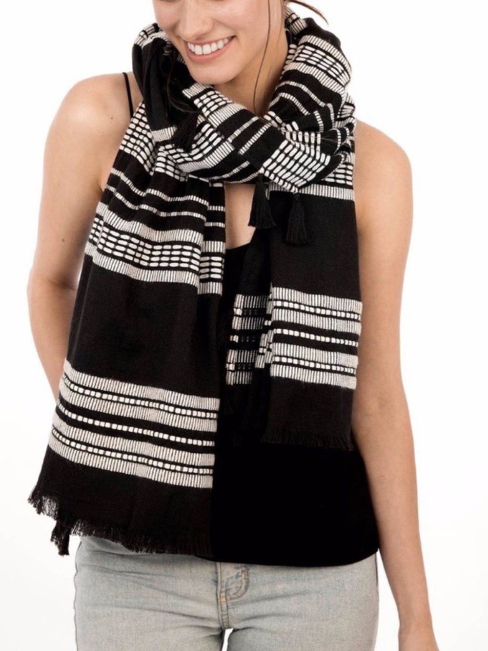 STELLA & DOT INES Scarf Black White Wrap Scarf Shawl Fringe Travel EUC